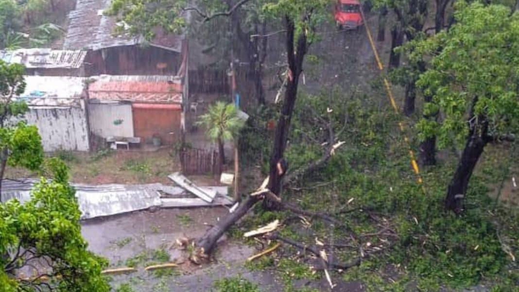 Caracas colapsó fuertes lluvias