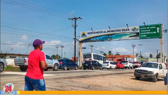Colas en las bombas de gasolina del litoral carabobeño - Colas en las bombas de gasolina del litoral carabobeño