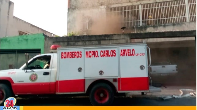 Incendio de un edificio en Güigüe