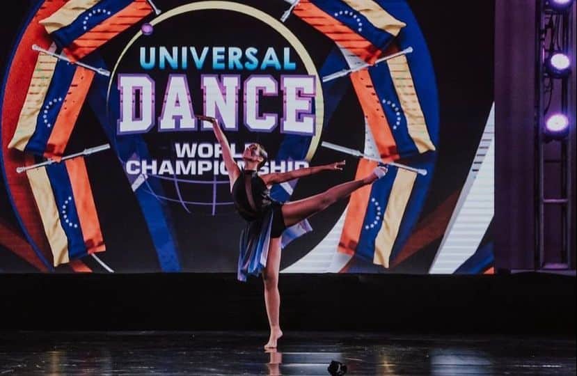 bailarina Campeona Mundial de Danzas en México