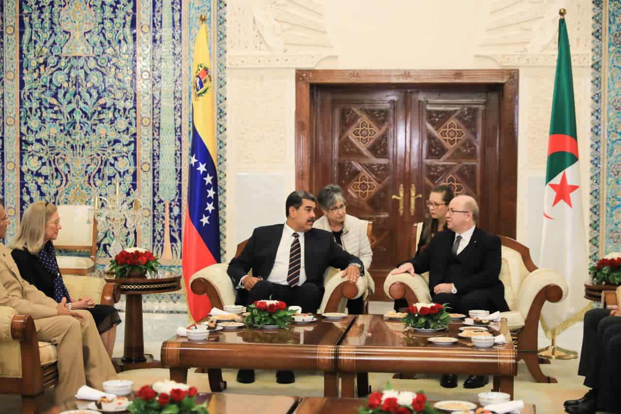 Presidente Maduro visita Argelia - Presidente Maduro visita Argelia