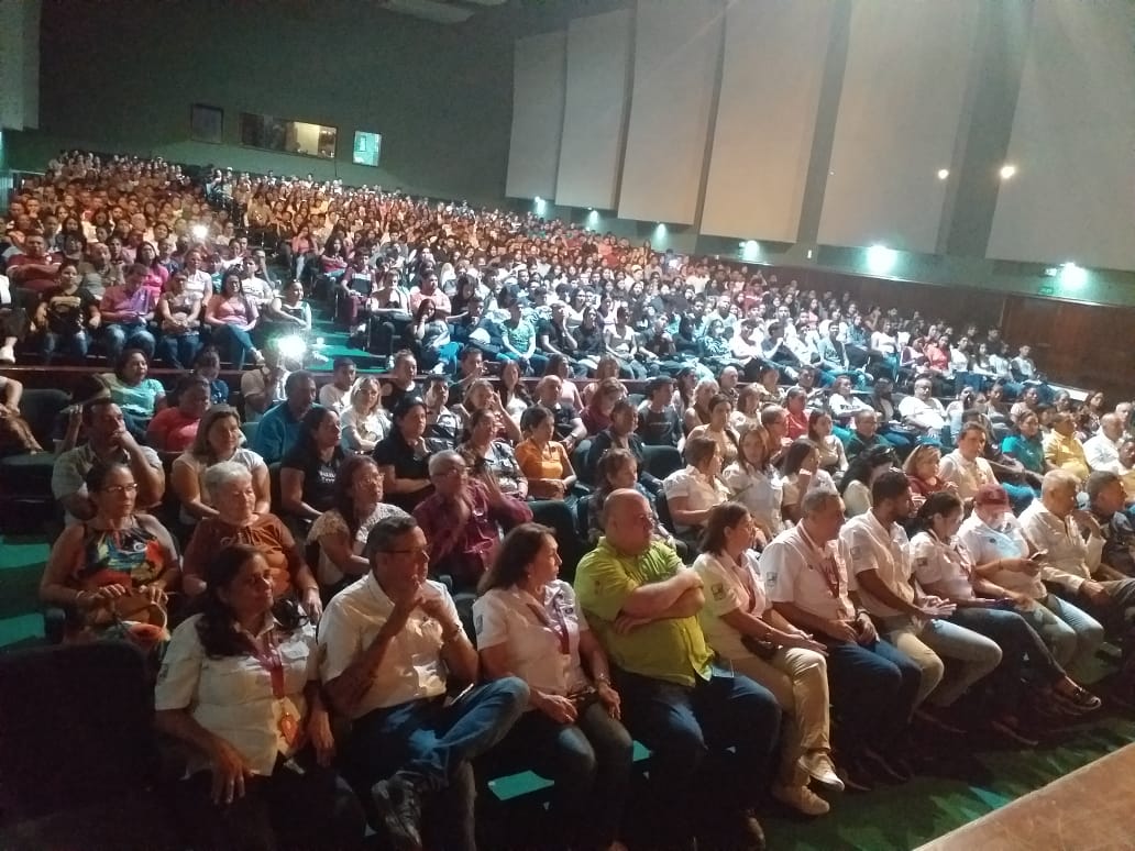 FACES dio la bienvenida sus estudiantes nuevo ingreso