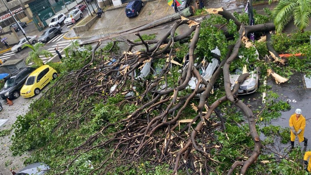 caracas tras fuertes lluvias