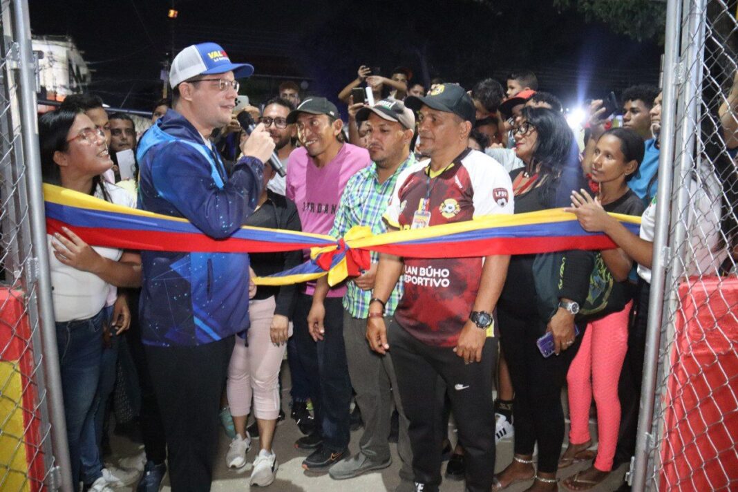 Alcalde Fuenmayor reinauguró cancha