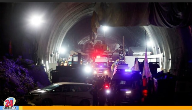 rescatadas las 41 personas de un túnel en la India - rescatadas las 41 personas de un túnel en la India