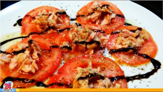 Ensalada de sardinas con tomate y aguacate - Ensalada de sardinas con tomate y aguacate