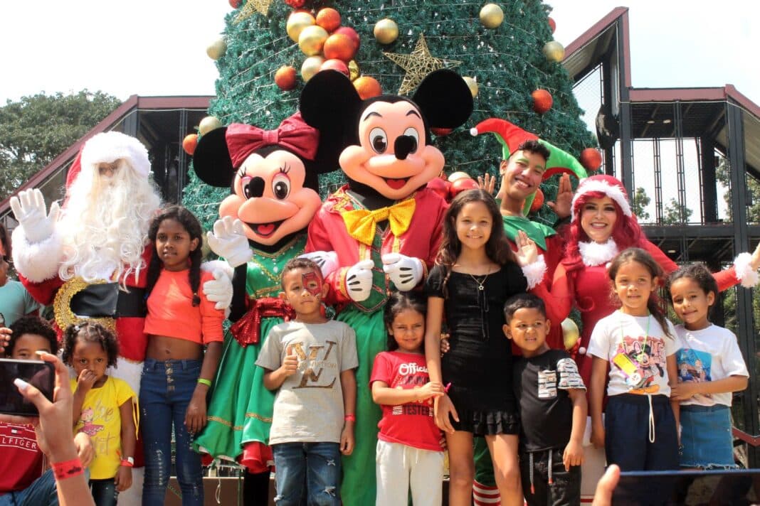 niños de Carabobo Año Nuevo