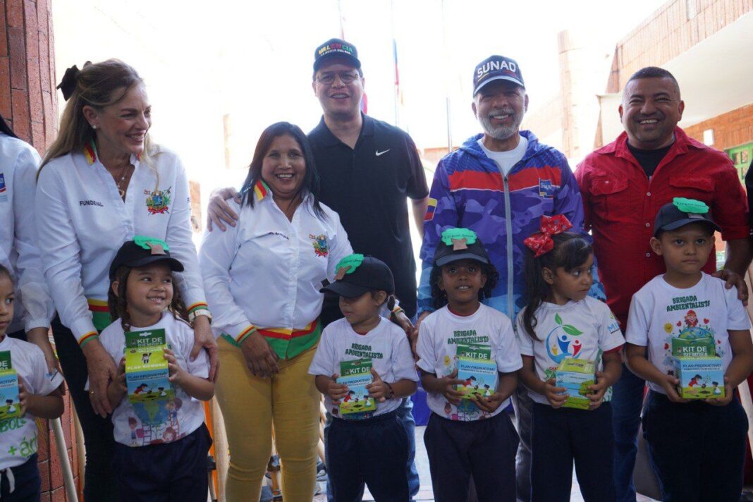 Alcalde Fuenmayor lanzó Brigadas Carlos Lanz con entrega kits para huertos escolares