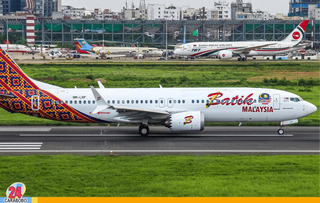 Los pilotos del avión se quedaron dormidos.