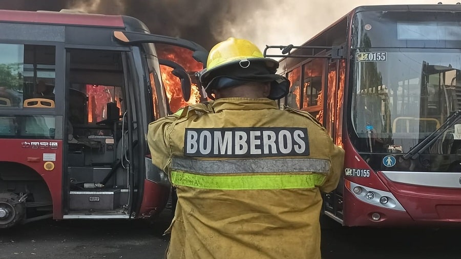 Incendio autobuses de TransAragua