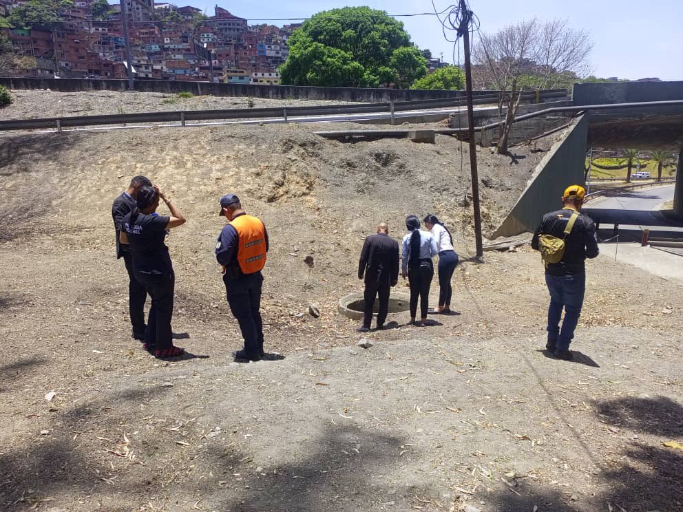 Identifican cadáver mujer alcantarilla