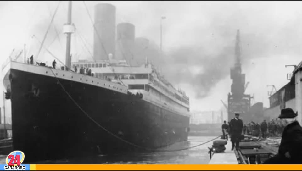 El hundimiento del Titanic - El hundimiento del Titanic