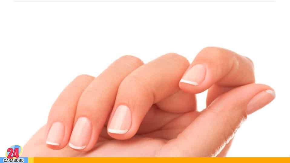 La limpieza de las uñas - la limpieza de las uñas