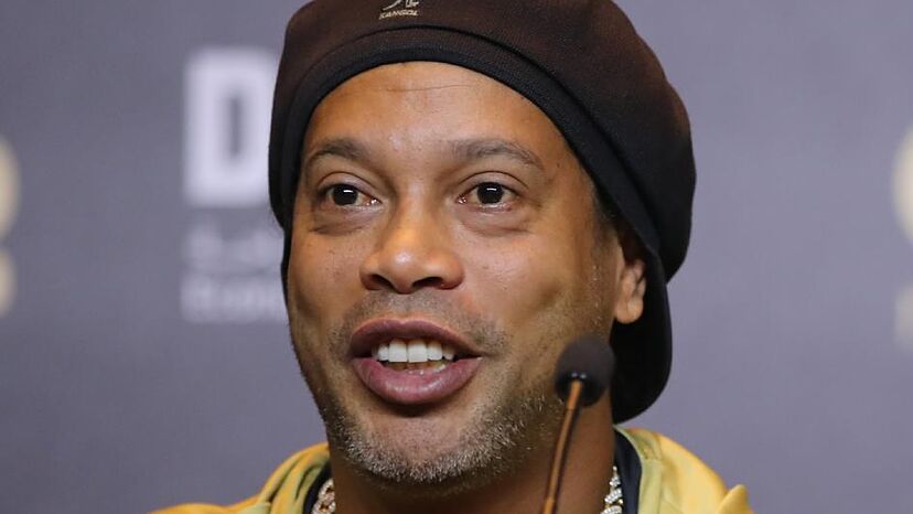 Ronaldinho podría jugar en Venezuela