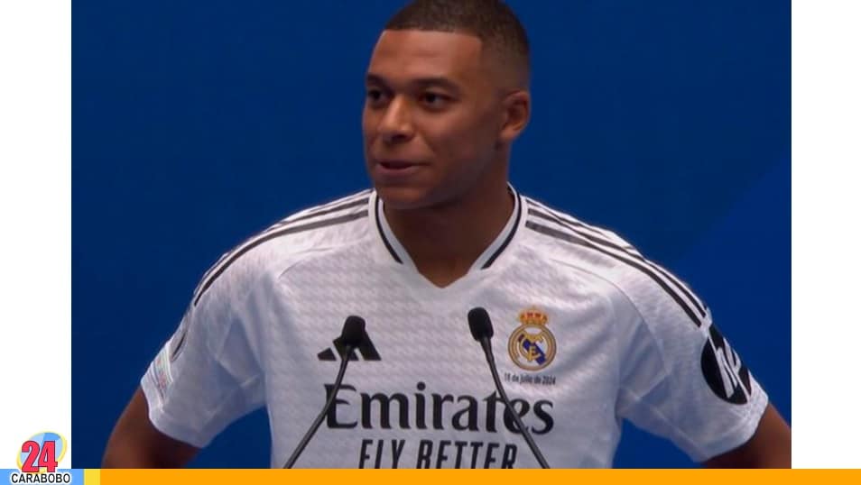 Kylian Mbappé presentado por el Real Madrid