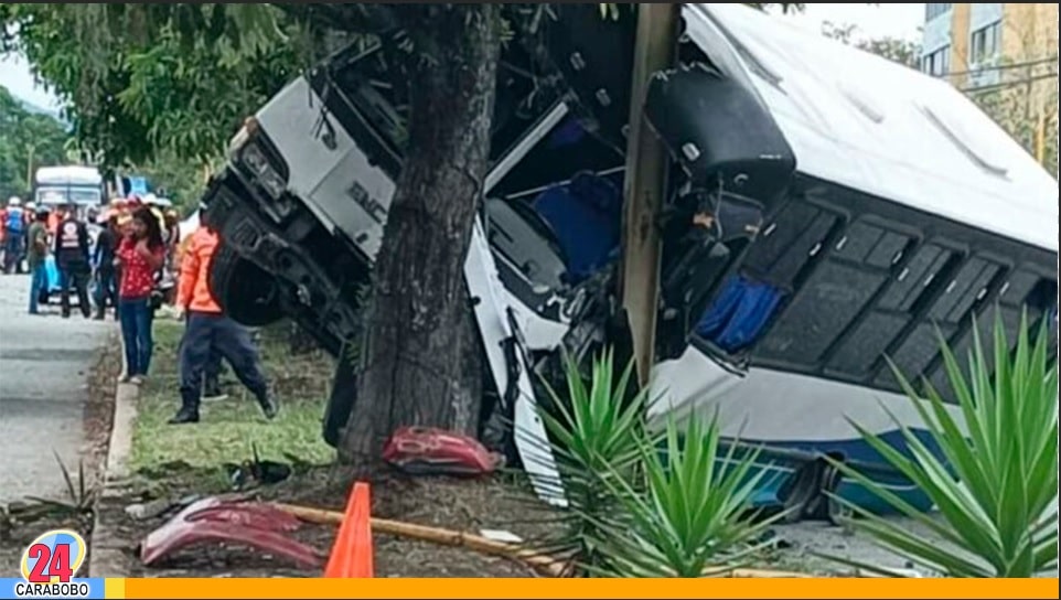 Accidente vial en Mérida dejó tres fallecidos