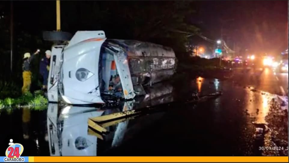 Gandola volcó en Puente Bárbula