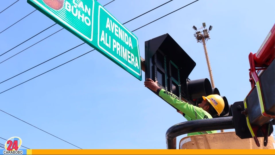 Avenida cambia de nombre en Valencia