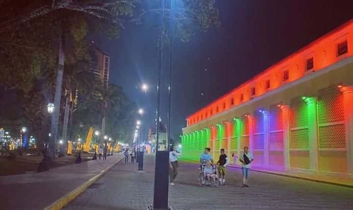 Plaza Bolívar en Maracay en diciembre