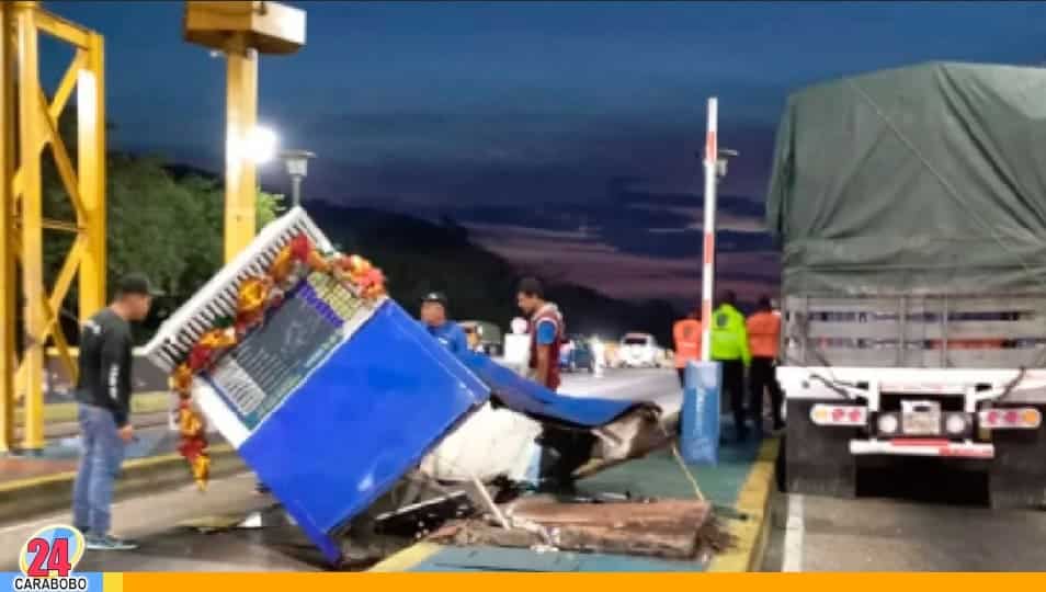 Accidente en el Peaje Caseteja