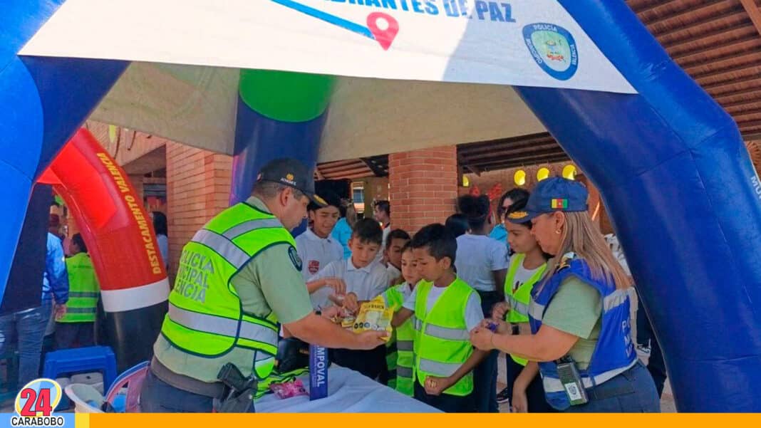 El Policía Va a la Escuela