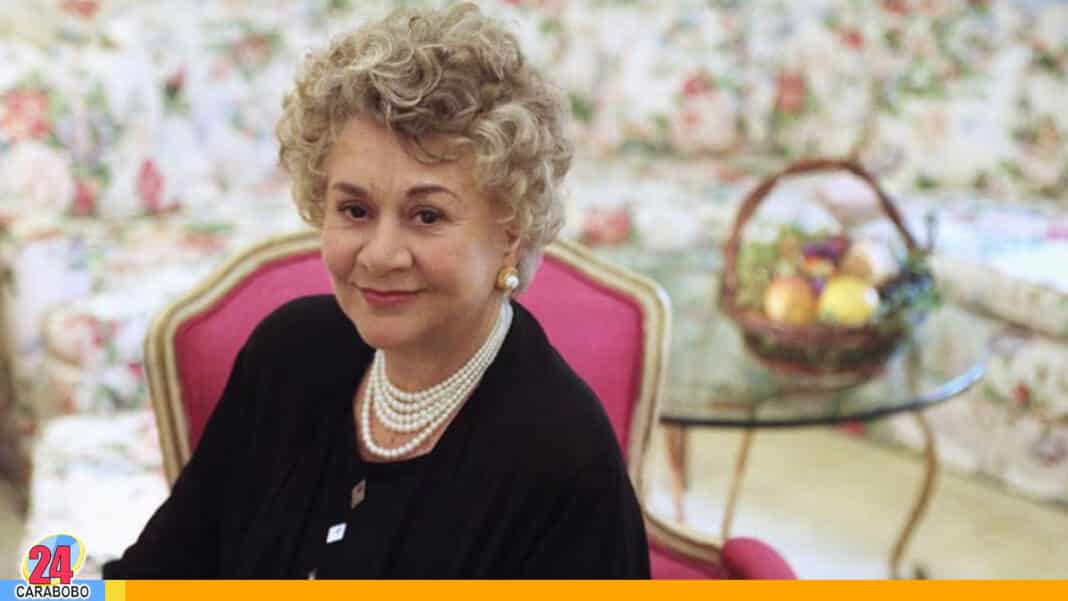 Joan Plowright