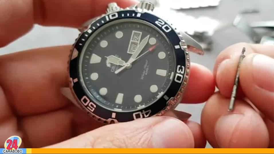 Relojes dañados o antiguos