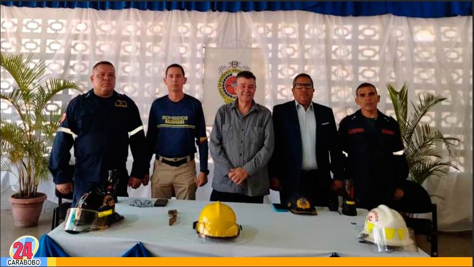 Bomberos Universitarios y del Municipio Naguanagua