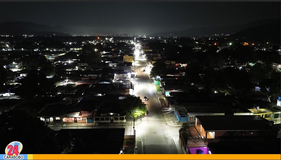 instalación de luminarias en Naguanagua