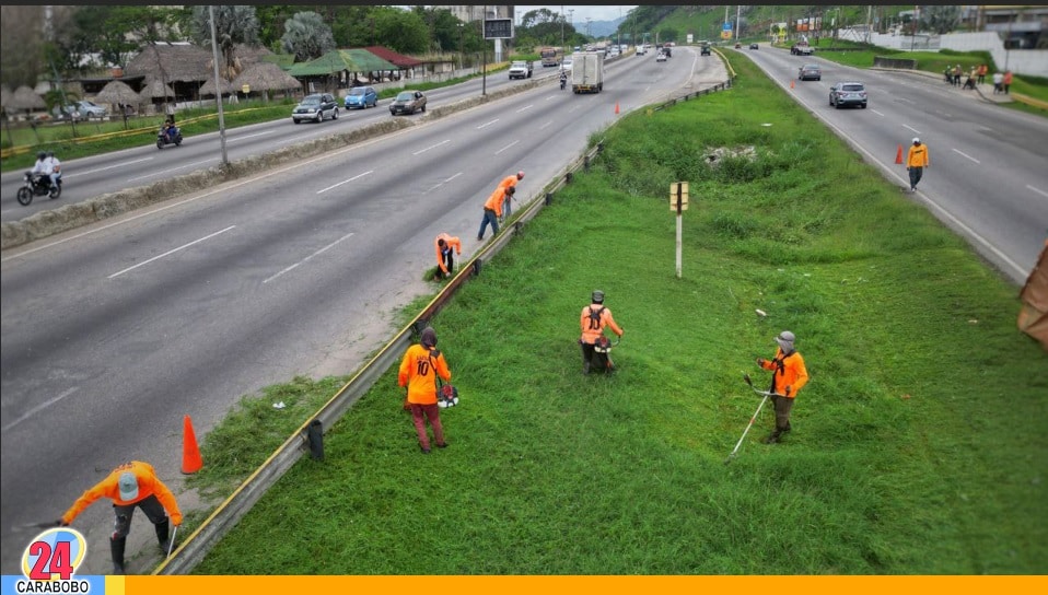 labores de mantenimiento en autopistas