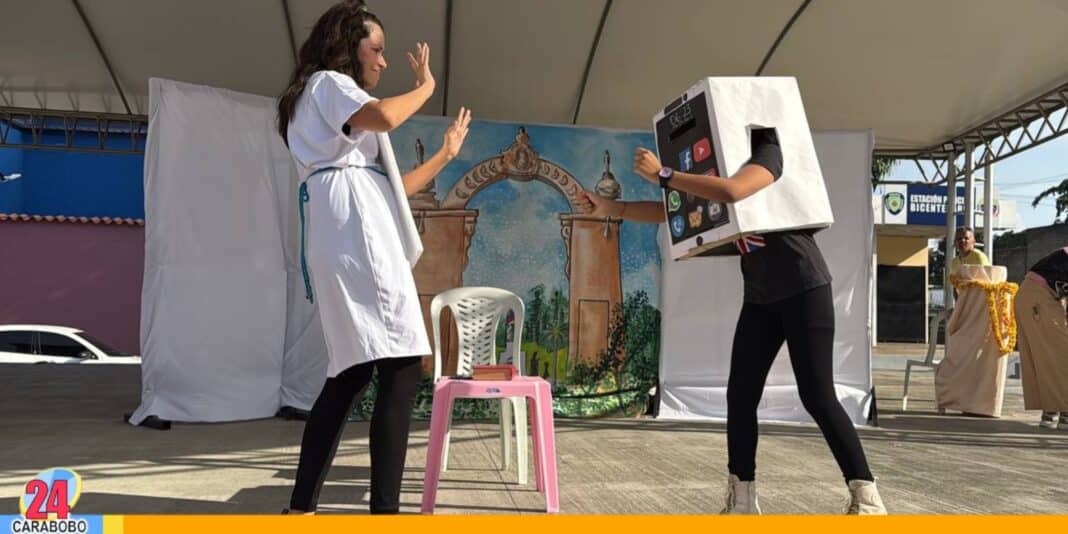 Mes del teatro danza y autismo Plaza Bicentenario