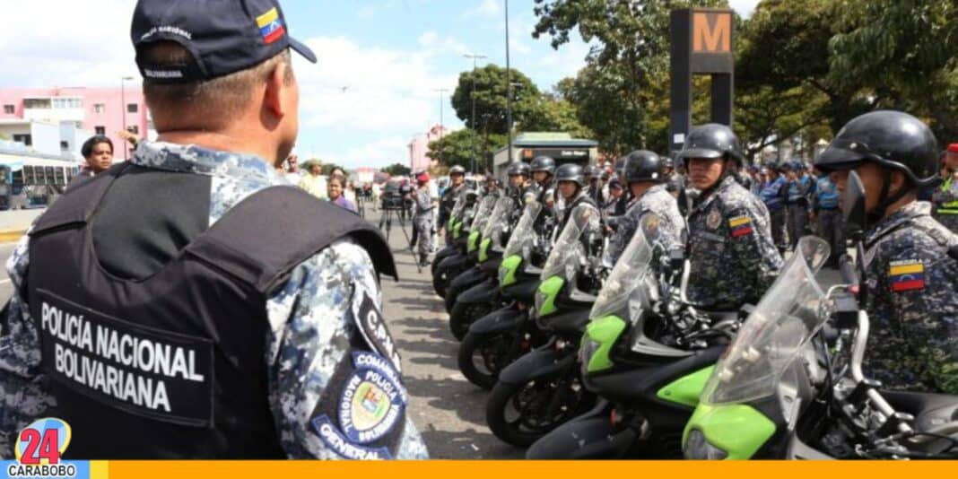 policías detenidos extorsión