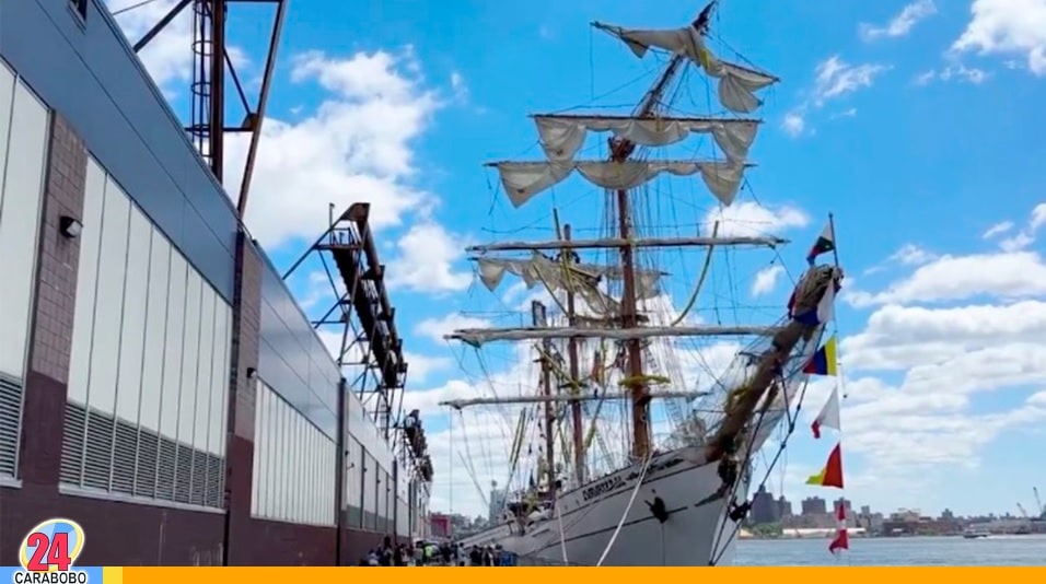 llamadas de asistencia del buque Cuauhtémoc