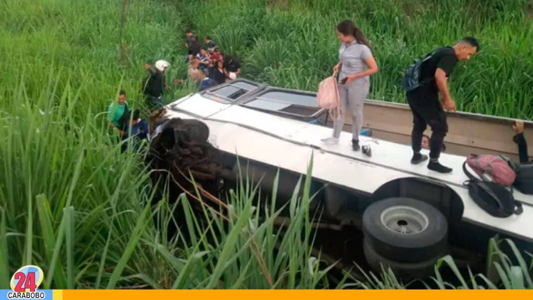Vuelco autobús Variante San Diego