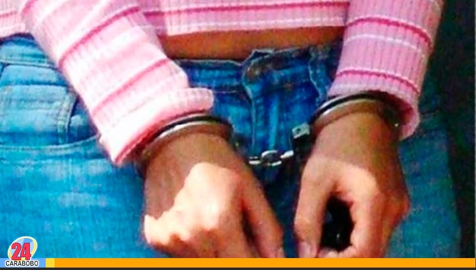 Mujer hackeó el celular de su expareja