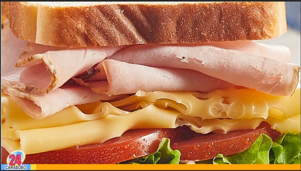 Sándwich típico americano