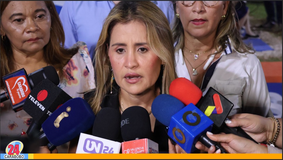 Alcaldesa Dina Castillo