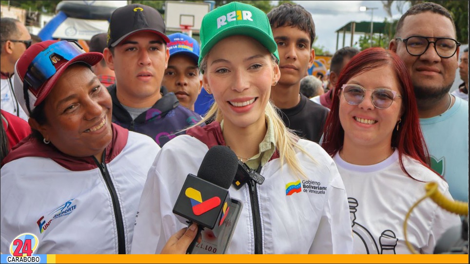 Alcaldesa Elizabeth Niño reinauguró cancha