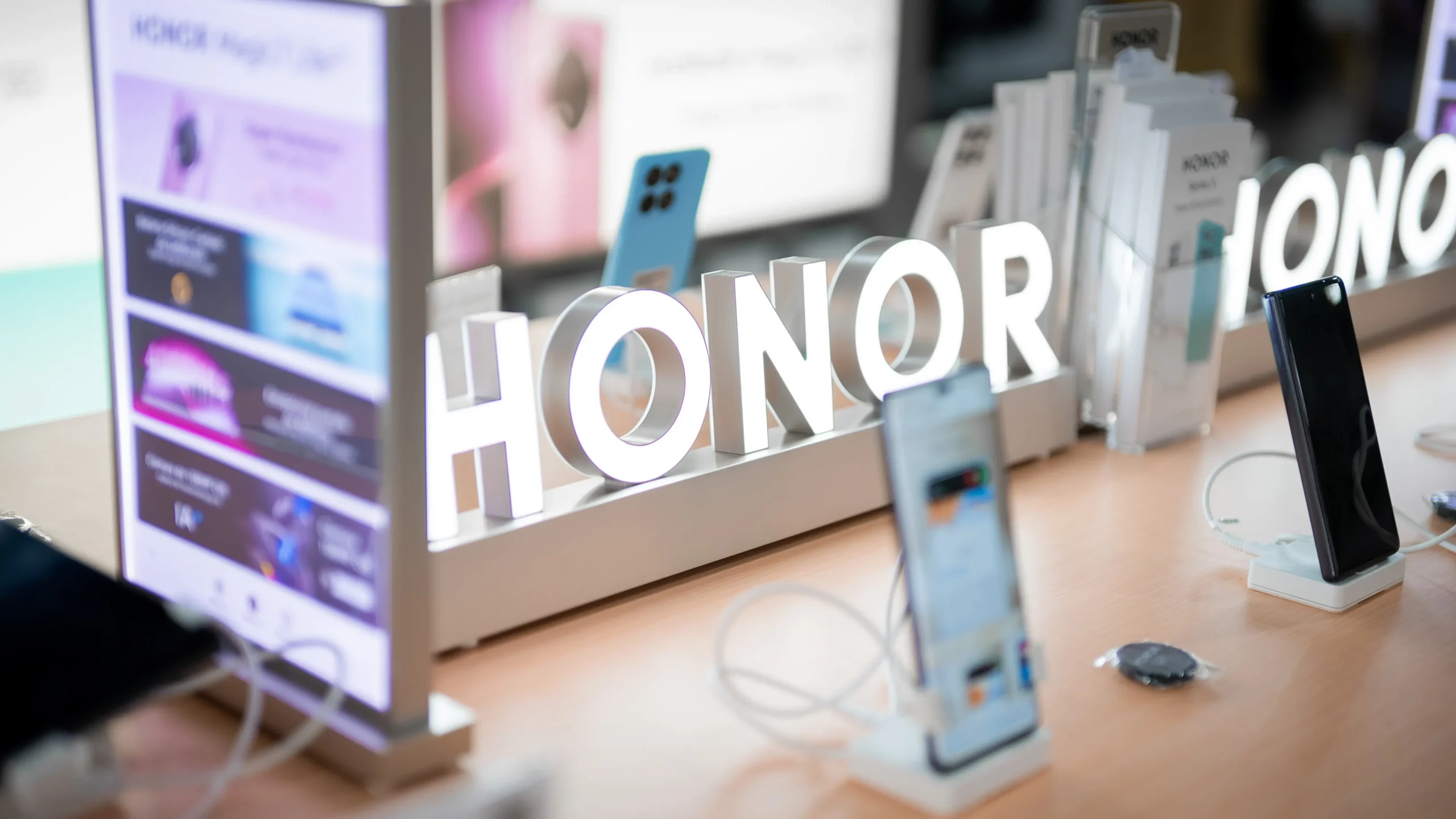 Espacio HONOR en Multimax - 2