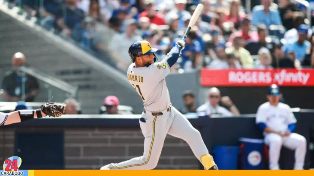 Jackson Chourio fue clave en la victoria de Milwaukee sobre Toronto