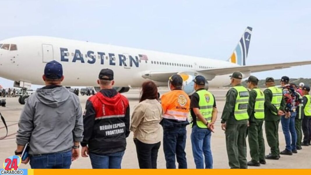 Llegan a Maiquetía 184 migrantes venezolanos procedentes de Texas