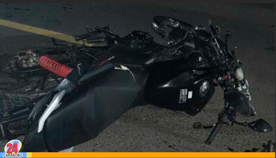 salió a comprar pan en una moto