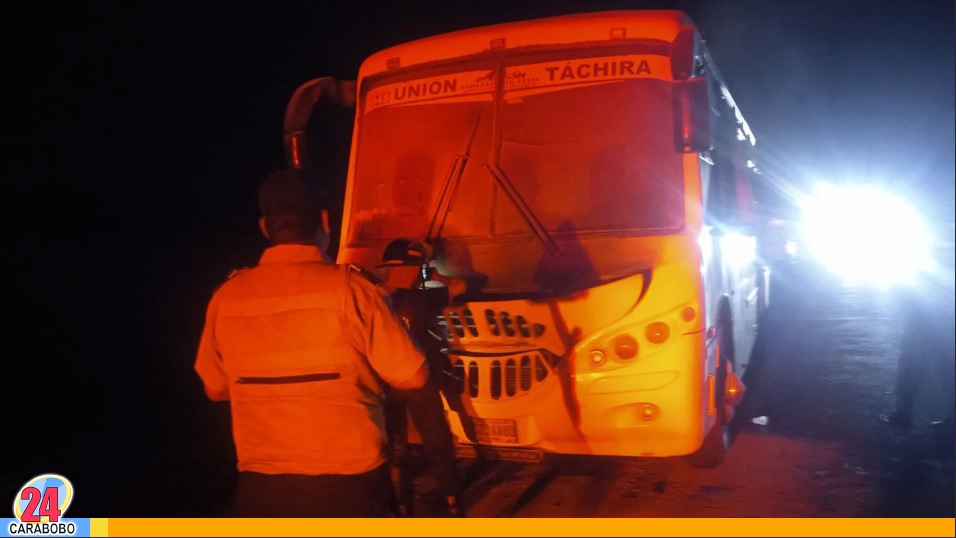 perdió la vida tras lanzarse de una buseta en Yaracuy