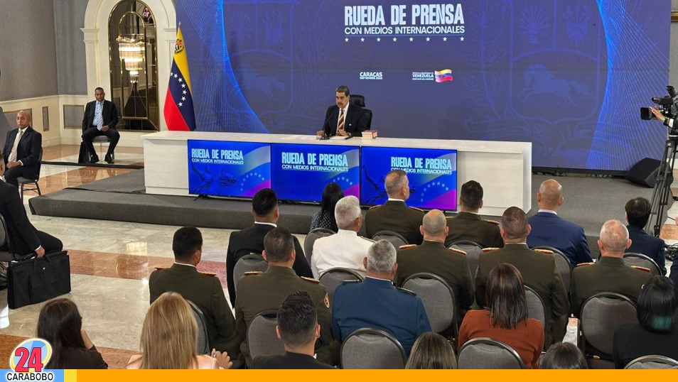 Presidente Maduro ante medios internacionales