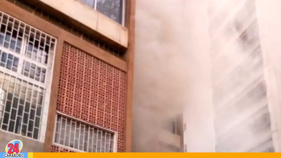 Incendio edificio Los Palos Grandes