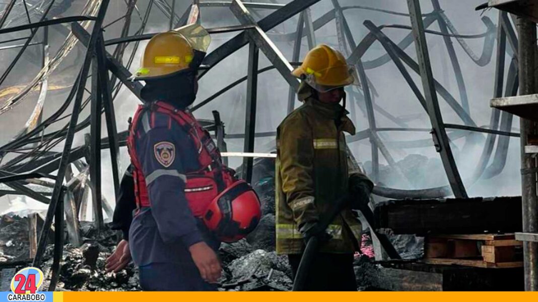 Incendio galpón industrial Barcelona