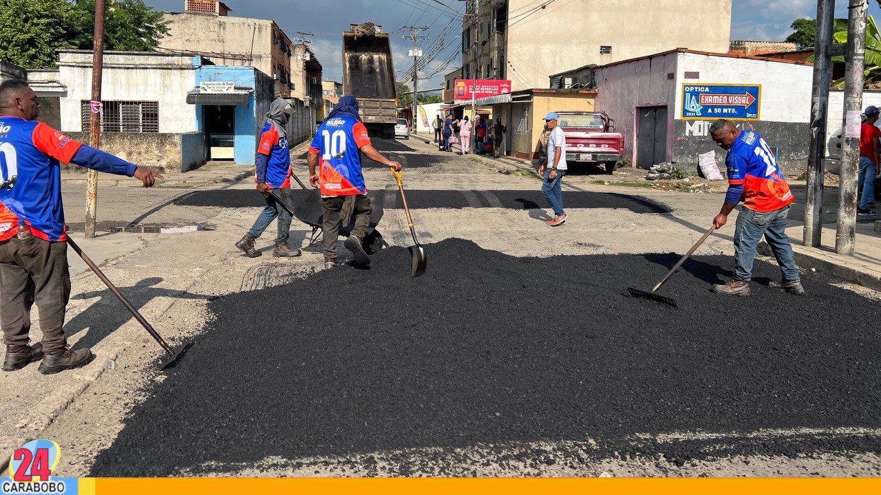 Inician labores de bacheo en la carretera nacional Güigüe-Valencia