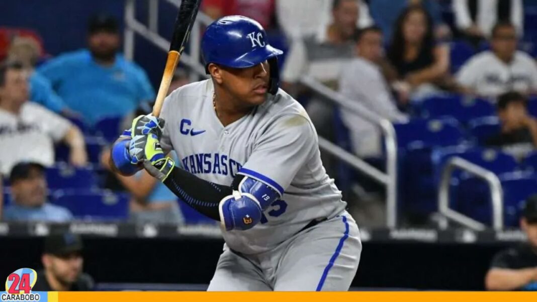 Salvador Pérez llegó a las 100 carreras en la MLB