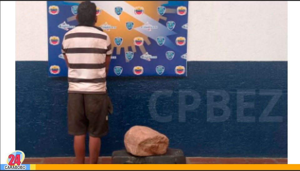 Intentó asesinar a su padre al golpearlo con un televisor