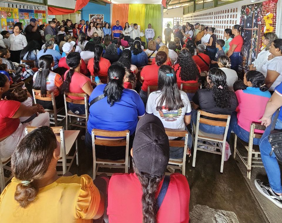 Escuela Básica Graciela Mejías 